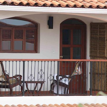Hotel Cacique Adiact León Kültér fotó